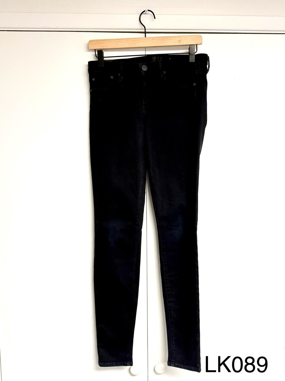 Vince Riley Skinny Black Jeans Size 28